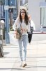 Alessandra-Ambrosio-Style-Beverly-Hills-03.jpg