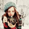 girl_with_camera_by_nairafee-d38ptj1.jpg