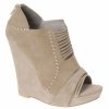 julianlouiealdowedges2011spring3_thumb.jpg