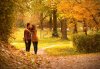 23228207-kiss-in-autumn-park.jpg