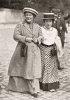 Zetkin_luxemburg1910.jpg
