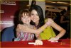 selena-gomez-joey-king-borders-02.jpg