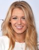 Blake-Livelys-Long-Hairstyles-Blonde-Straigth-Hair.jpg