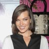 milla-jovovich-medium-eyebrows-main.jpg