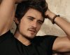 beleza-orlando-bloom-boss-orange-perfume-01.jpg