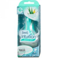 wilkinson-sword-rasierer-intuition-sensitive-care-fuer-damen-2894649.jpg