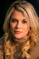 Rachael-Taylor-31.jpg