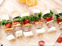 12-superbowl-snacks-cheeseburger-fsl.jpg