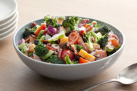 salata-so-brokula.jpg