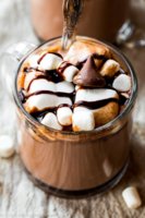 slow-cooker-hot-chocolate.jpg