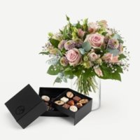 Romantisk_sort_chokoladeæske_250g_207.jpg