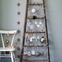 495c6b78728bba515110236c10ca046d--ladder-christmas-tree-christmas-time.jpg