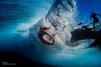 alison-teal-underwater-fiji-sarah-lee-surf-photo.jpg