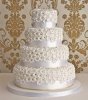 white-daisy-wedding-cake.jpg