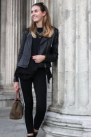 Side-stripe-pants-look9.jpg