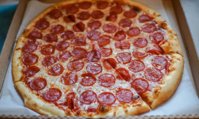 national-pepperoni-pizza-day-phoenix-620x370.jpg