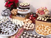 1000-piece-dessert-table.jpg