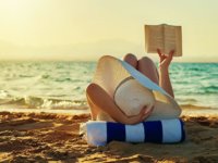 iStock_Beach_Reading_coloroftime_20166030.jpg