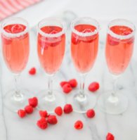 Rosé-Cocktail-w.-Raspberries-4.jpg