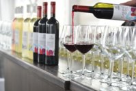 FOTO_Festival-na-mlado-vino-2017_2-580x387.jpg