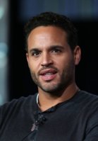 daniel-sunjata-79419d7b-be67-475f-a0ae-28d28cc88b0-resize-750.jpeg