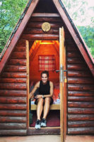 dvokrevetni-bungalov-unutrasnjost-raftingtara.jpg