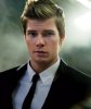 Hunter-Parrish-Boy-Wonder_articleimage.jpg