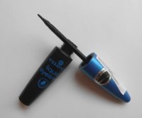 Essence-Black-Waterproof-Liquid-Eyeliner-Review.jpg