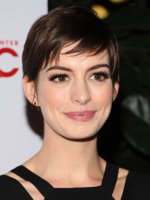 hair-ideas-2013-04-anti-aging-anne-hathaway-younger.jpg