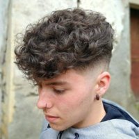 curly-hairstyles-for-men-curly-hair-men-older-mens-curly-hairstyles-2019.jpg