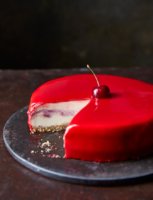5058-White-chocolate-and-cherry-cheesecake-with-red-mirror-glaze-1120.jpg