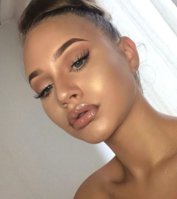 nude-glam-night-out-makeup-looks-night-out-makeup-ideas-min.jpg