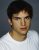 Ashton-Kutcher-shirtless.jpg