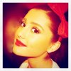 Ariana-Grande-pretty-with-the-bow-on-her-hair-purplelover_014-25878449-612-612.jpg