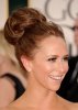 Jennifer-Love-Hewitt-updo-bun-hairstyle.jpg