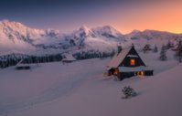 zima-sneg-izba-gory-winter-snow-hut-mountains.jpg