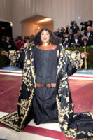 Lizzo-Met-Gala-2022-Red-Carpet-Fashion-Thom-Browne-Tom-Lorenzo-7.jpg