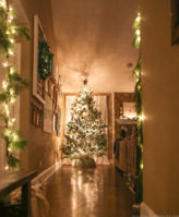 cozy-cabin-inspired-christmas-home-decor-mountainmodernlife.com-16.jpg
