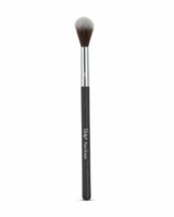 face-shaper-highlighter-brush-vegan-600x750.jpg