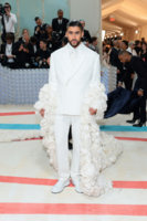 bad-bunny-met-gala-2023-jacquemus.jpg