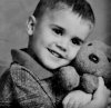 little-Justin-justin-bieber-23353288-492-480.jpg