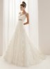 Glamorous-on-White-Wedding-Dress-Style3.jpg