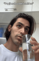 snaptik_75116188429179323441-ezgif.com-resize.gif